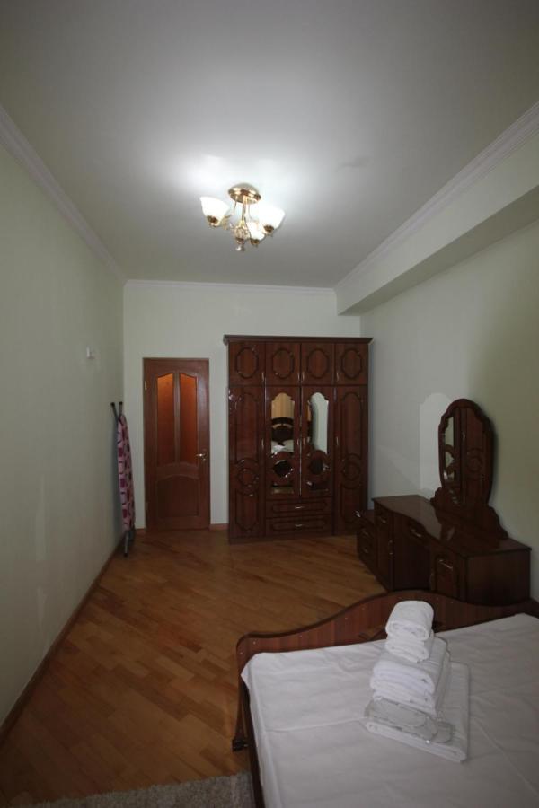 Rent Inn Yerevan On North Avenue Kültér fotó