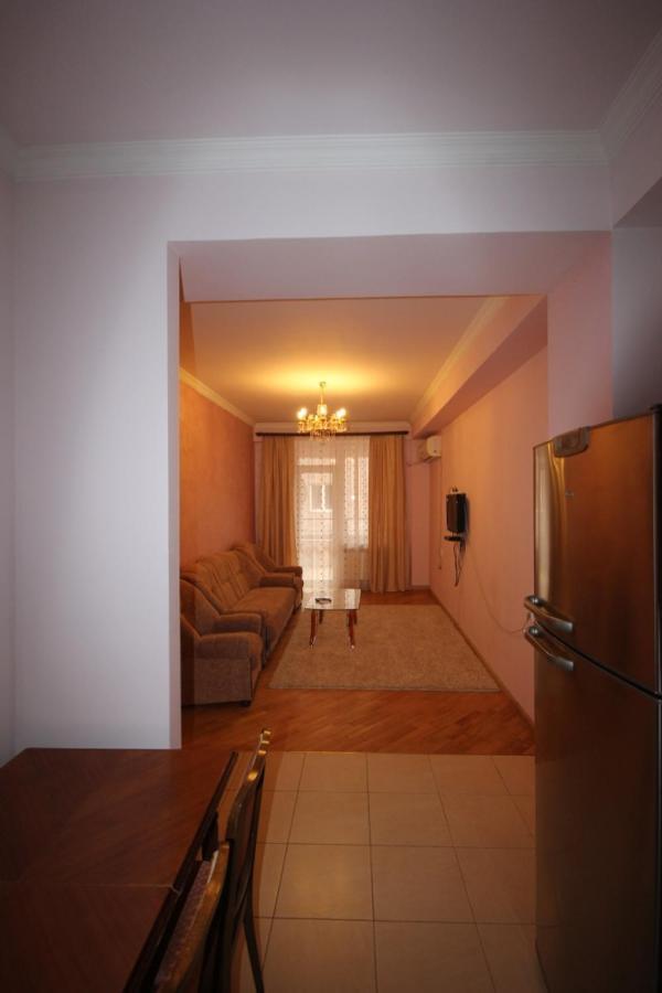 Rent Inn Yerevan On North Avenue Kültér fotó