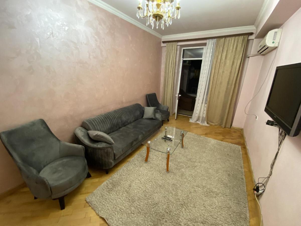 Rent Inn Yerevan On North Avenue Kültér fotó