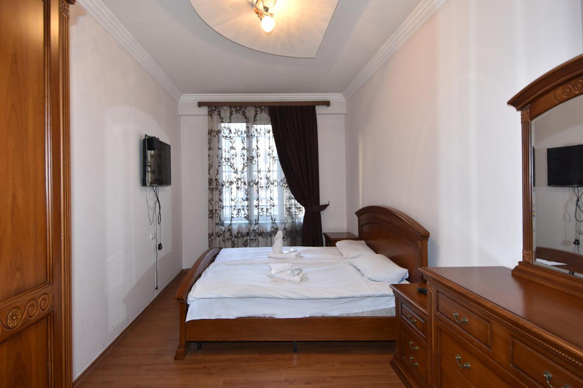 Rent Inn Yerevan On North Avenue Kültér fotó