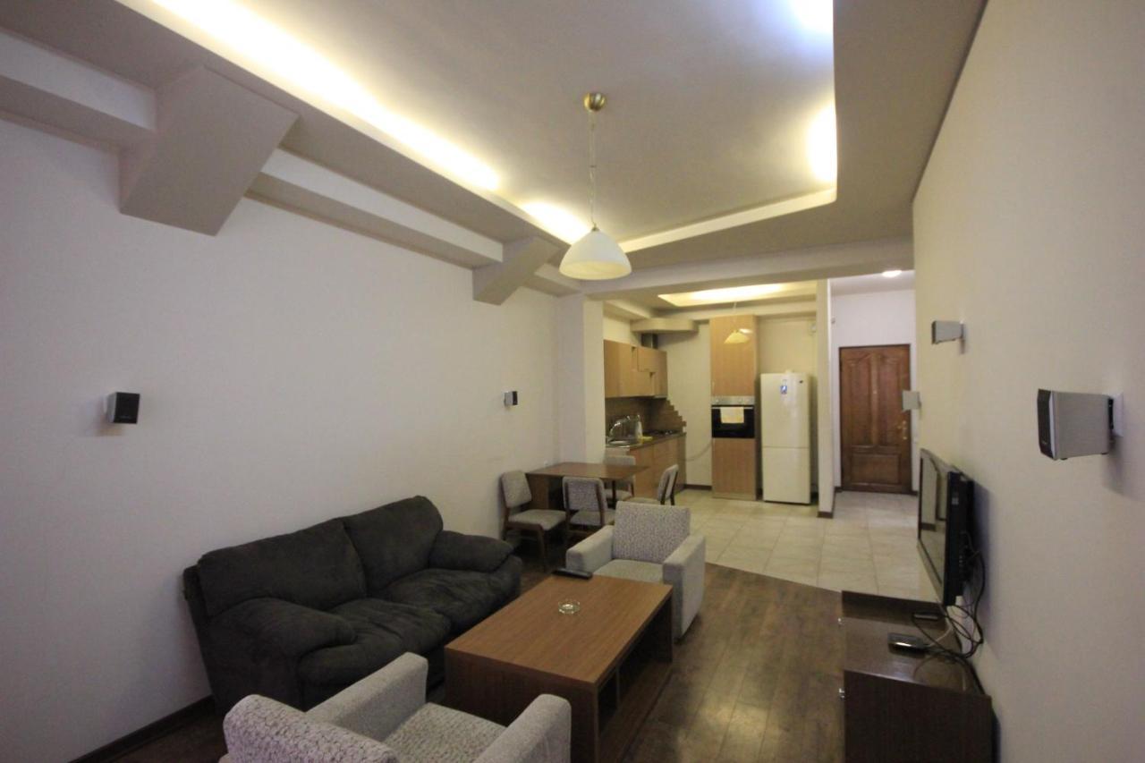 Rent Inn Yerevan On North Avenue Kültér fotó